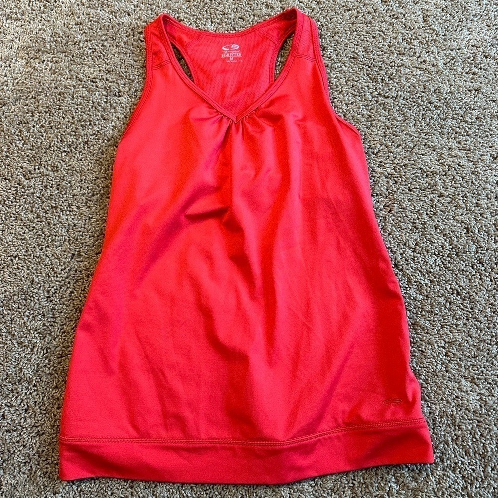 C9 by Champion Womens Red Racerback Tank Top Semi Fitted V-Neck Shelf Bra Medium